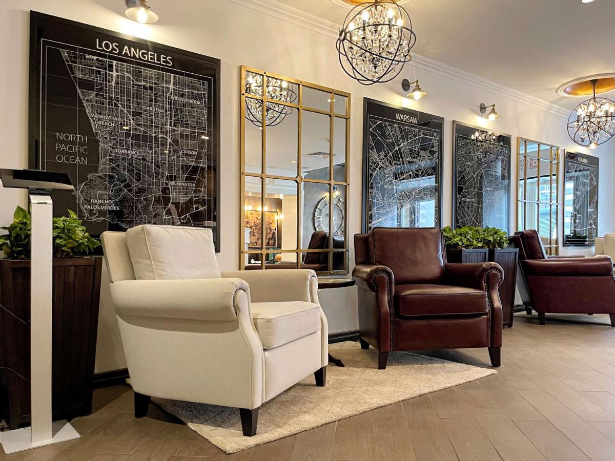 Best Western Plus Market Square Lviv Exterior photo