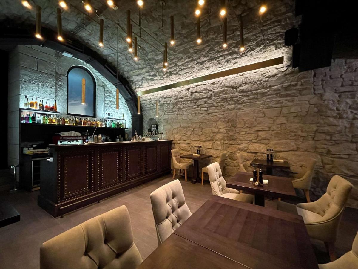Best Western Plus Market Square Lviv Exterior photo