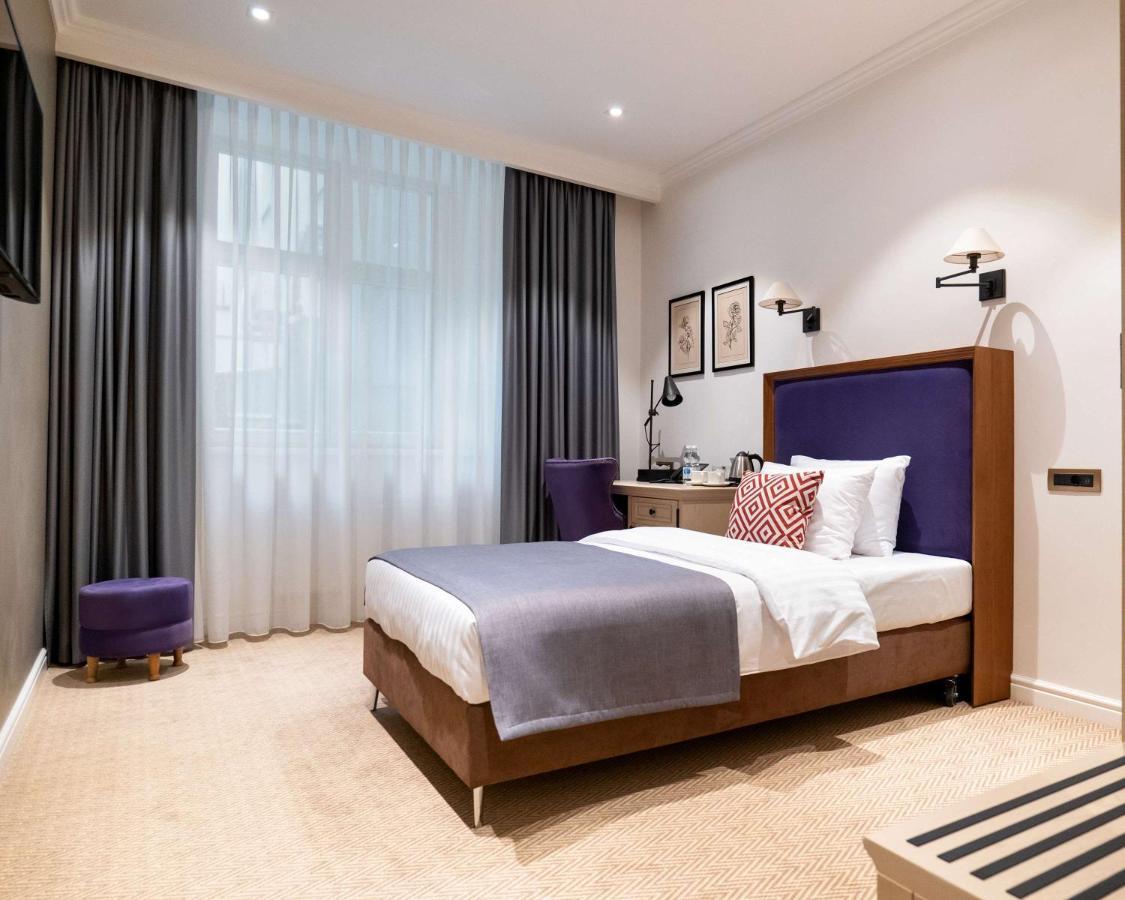Best Western Plus Market Square Lviv Exterior photo