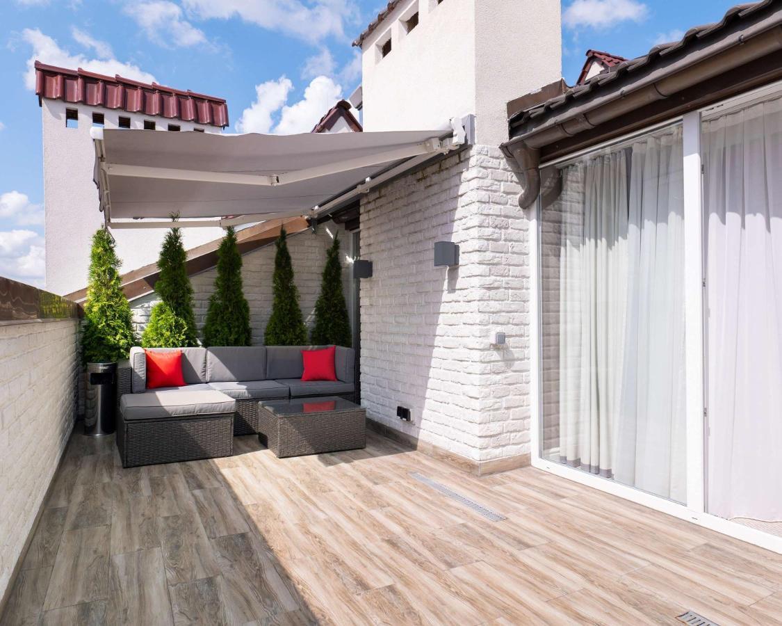 Best Western Plus Market Square Lviv Exterior photo