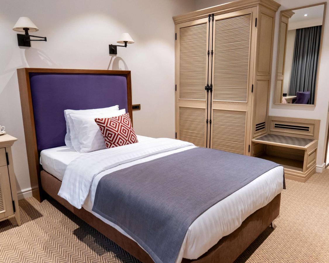 Best Western Plus Market Square Lviv Exterior photo
