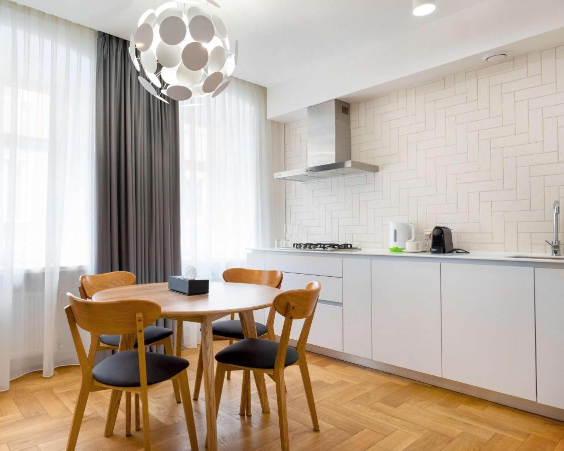 Best Western Plus Market Square Lviv Exterior photo